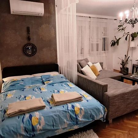 Belvarosi Studio Apartman Győr Eksteriør bilde