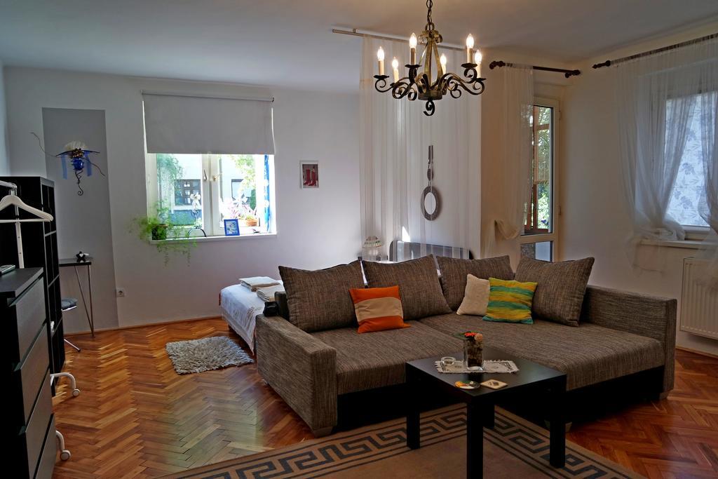 Belvarosi Studio Apartman Győr Eksteriør bilde